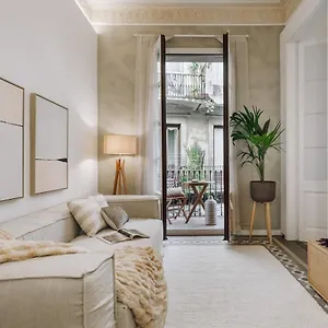 Casa Comtal Lejlighed