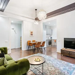 Apartment Muntaner *