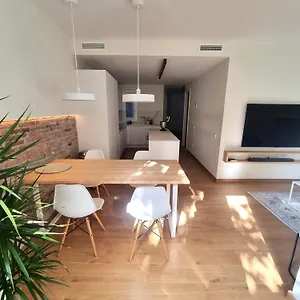 Cozy Bedroom With A Private Bathroom In A Shared House * Barcelona