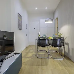 The Gaudi Ii Apartment