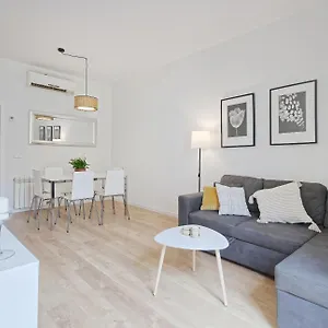 & Bright Apartment!! Barcelona