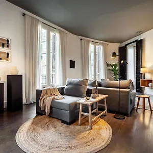 Depok - 2 Bedrooms And Balcony In Eixample Dreta Apartament Barcelona