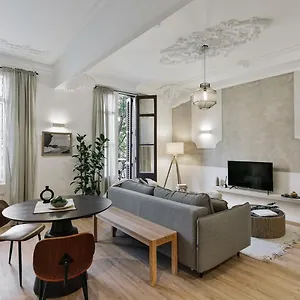 Baia - And Balcony In Eixample Esquerra * ברצלונה
