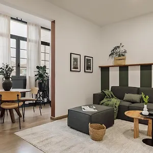 Reis - 3 Bedrooms And Balcony In De Gracia *