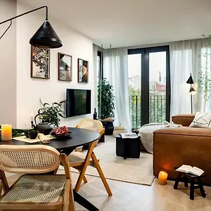Tokashi - 2 Bedrooms And Balcony In Eixample Dreta Appartamento *