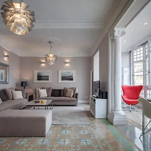 Habitat Classic Apartment