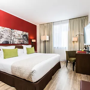 Leonardo Gran Via 3* Barcelona