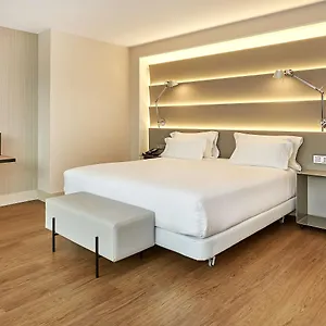 Otel Nh Sants 4*