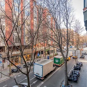 Modern And Bright In Eixample 1-3 Barcelona
