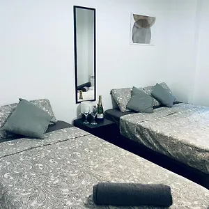 Sepulveda R1 Bed & Breakfast Barcelona
