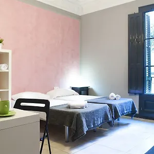 Ella 2* Barcelona