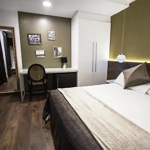 Moderno Hotel 3*