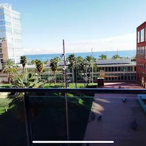 Wake Up To The Sea !!!!! Apartament